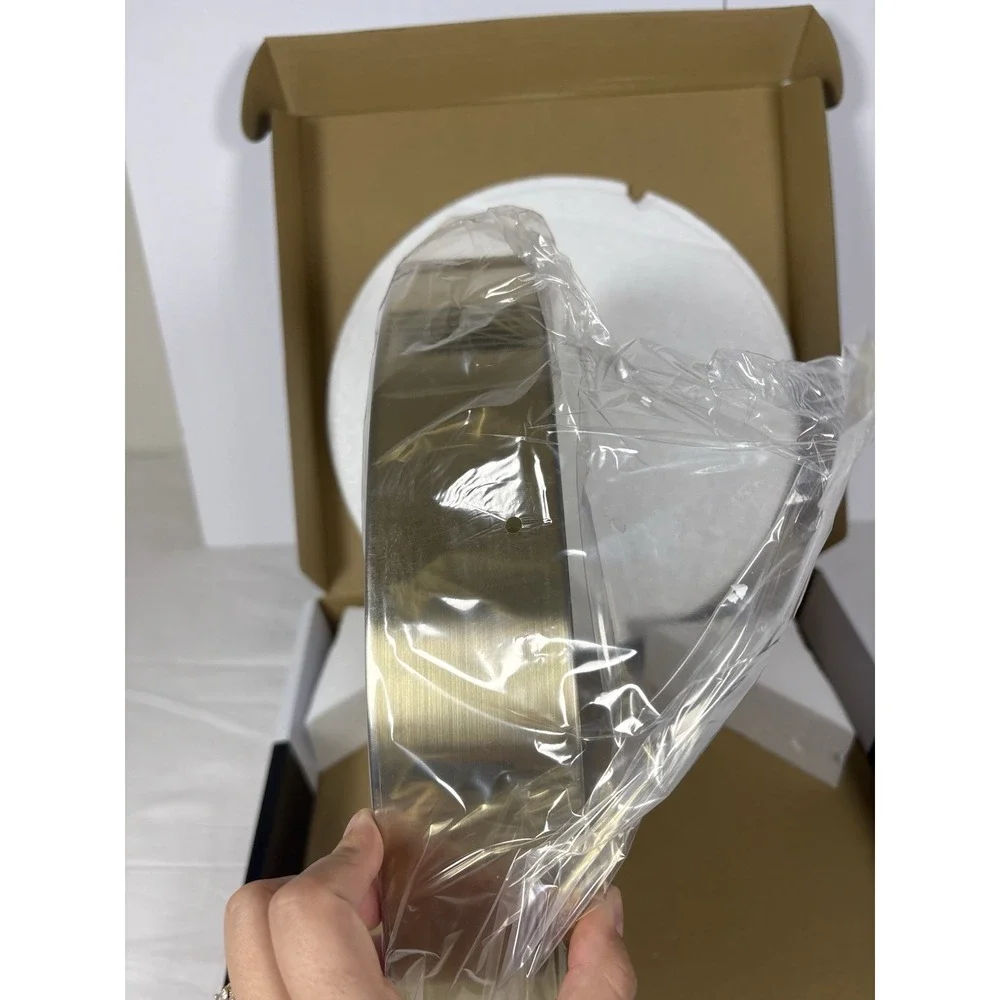 Cloudnola brand new